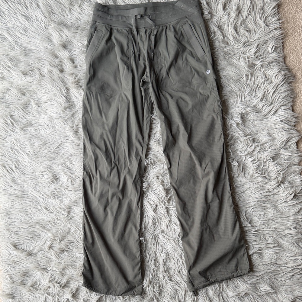 Lululemon Olive Green Dance Pants Full Length 8